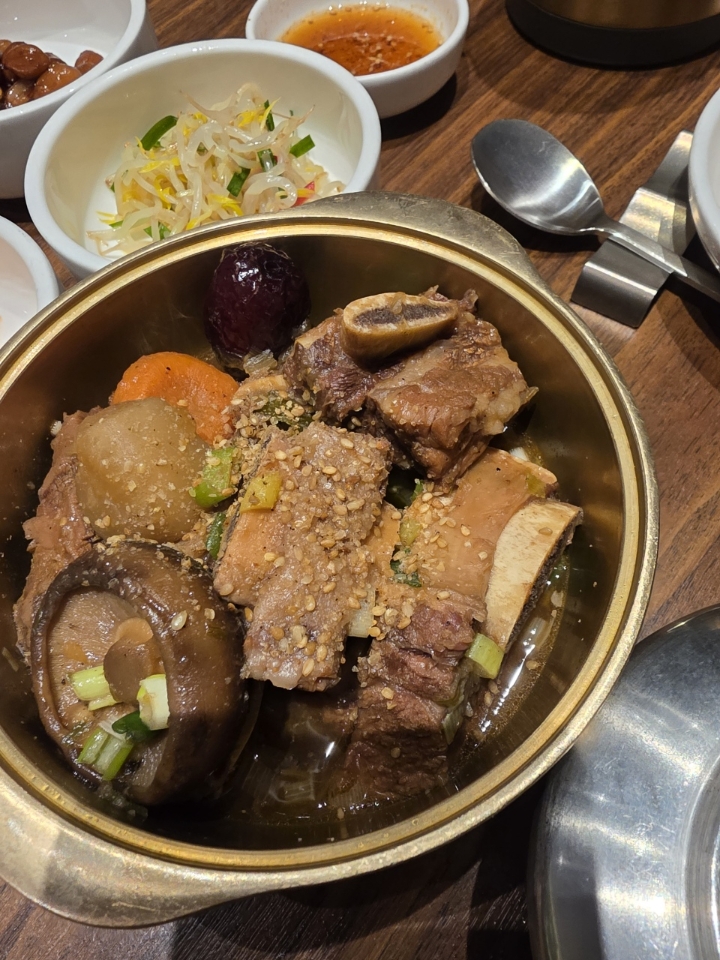 판교현대백화점한우리 갈비찜정식